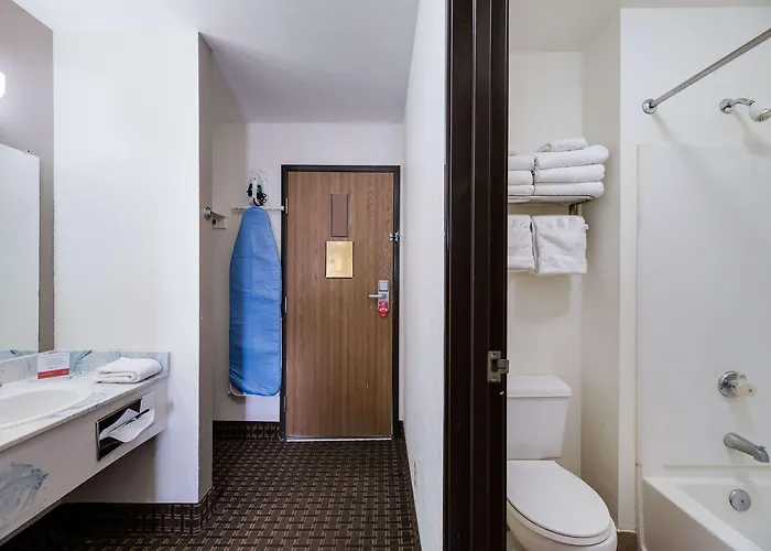 Majestic Canyon Lodge, A Dazzler Select By Wyndham Hotel 3*
