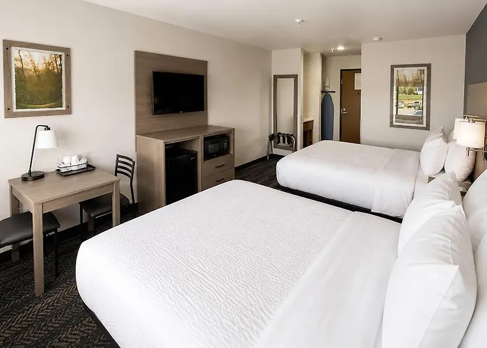 Majestic Canyon Lodge, A Dazzler Select By Wyndham Hotel 3*